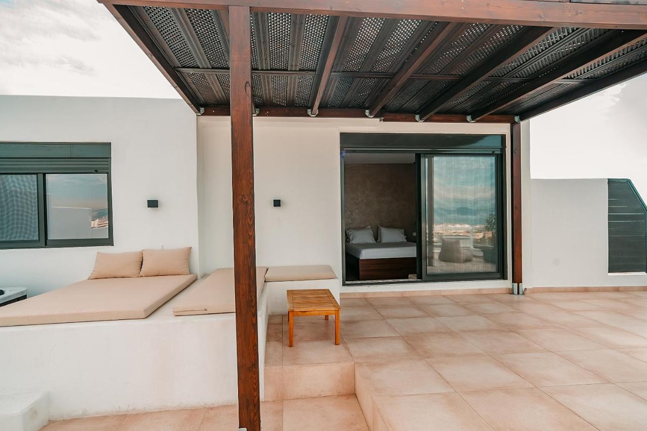 Suites With Magical View & Jacuzzi Athens Exterior photo